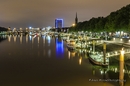 Hafen in Bremen bei Nacht