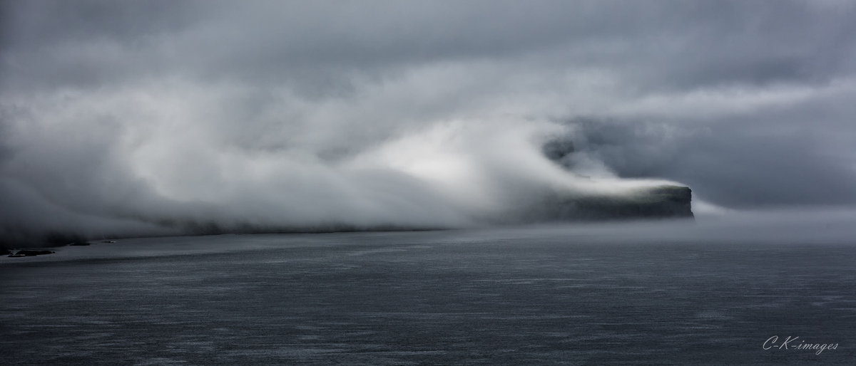 Nebel an der schottischen Küste