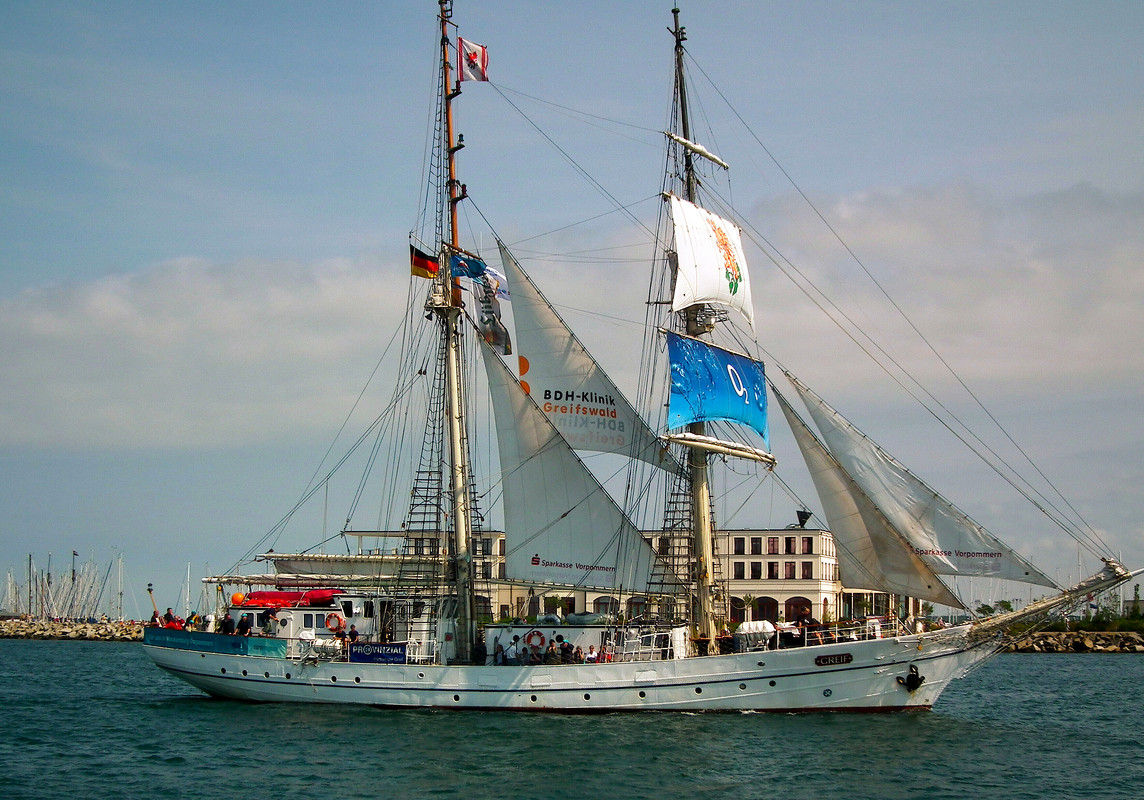 Die Greif auf der Hanssail 2010