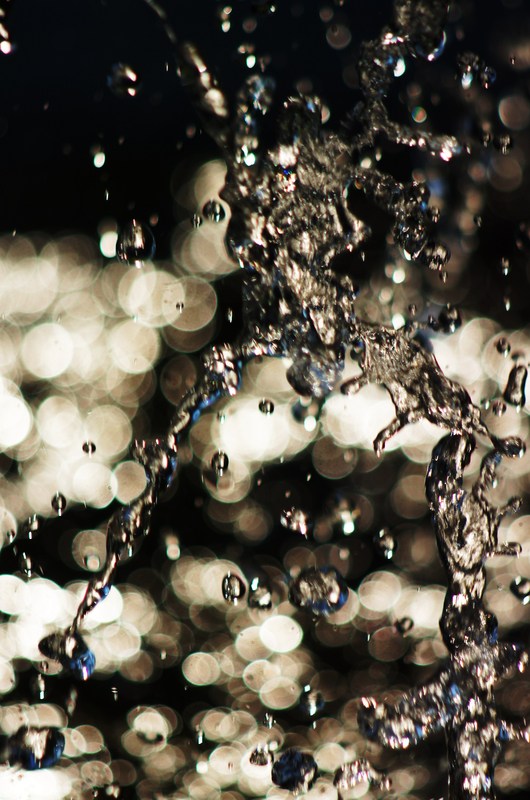 ein schöne Wassertropfen und tropf