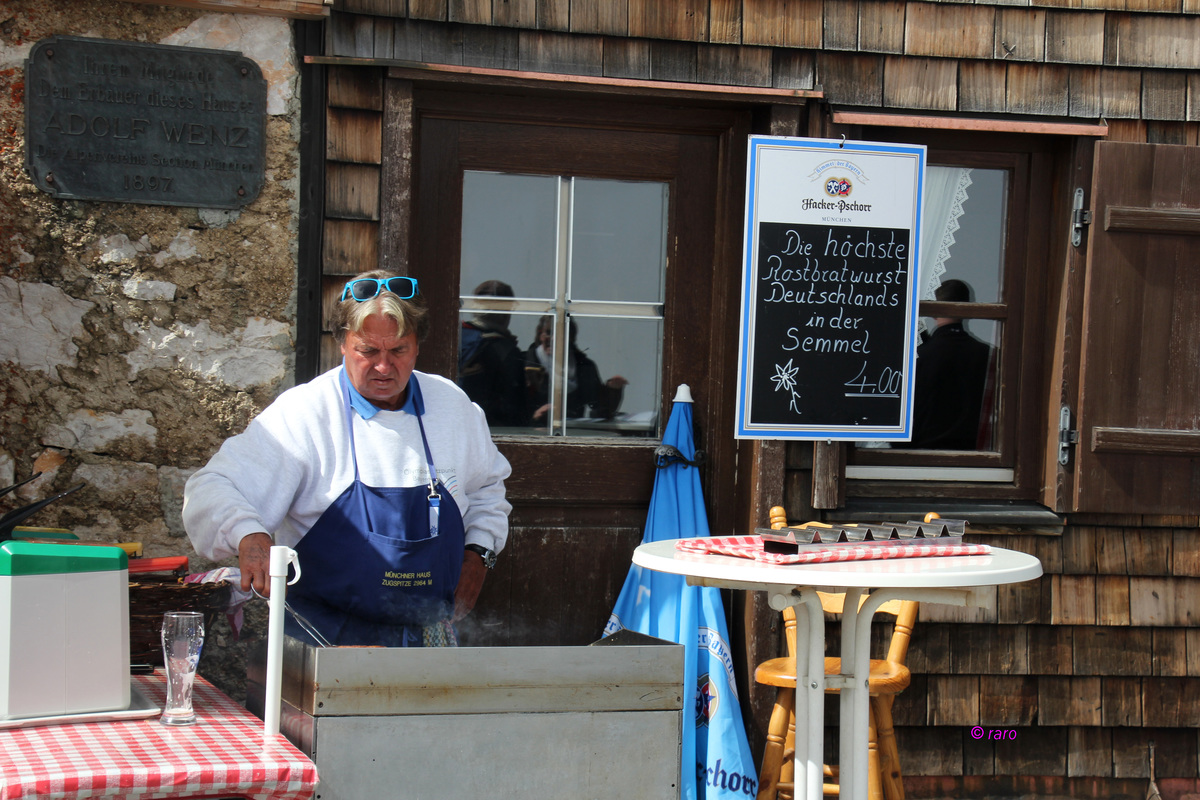 Bratwurst auf der Zugspitze