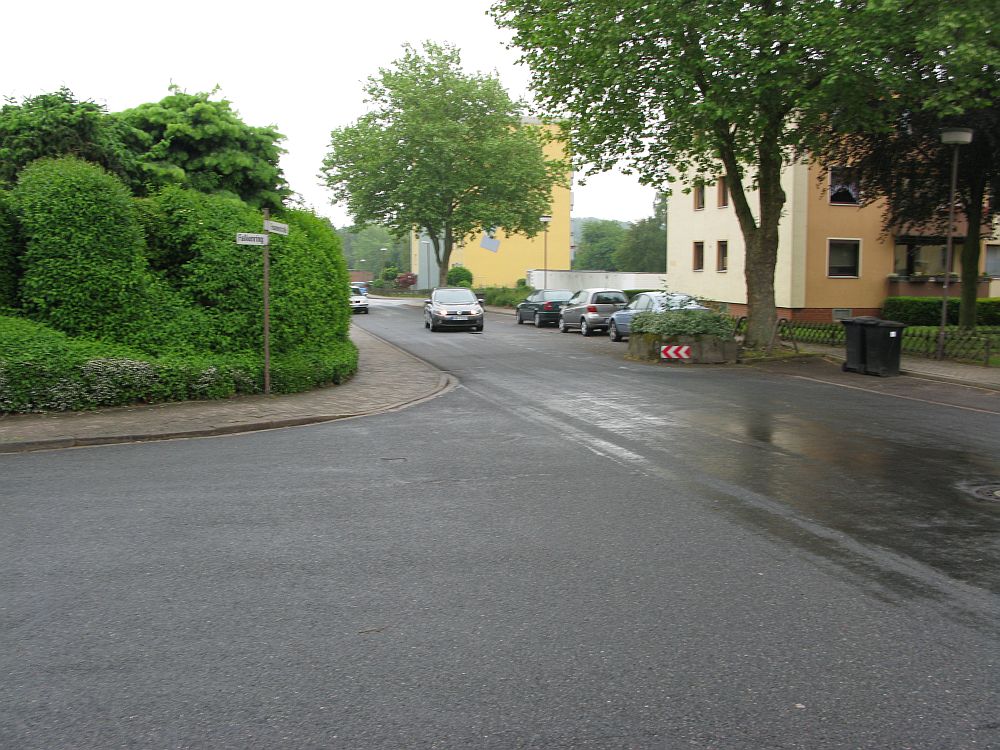 in Vechelde Blick am 17. Mai 2011 in südöstliche Richtung vom Falkenring in die Fasanenstraße