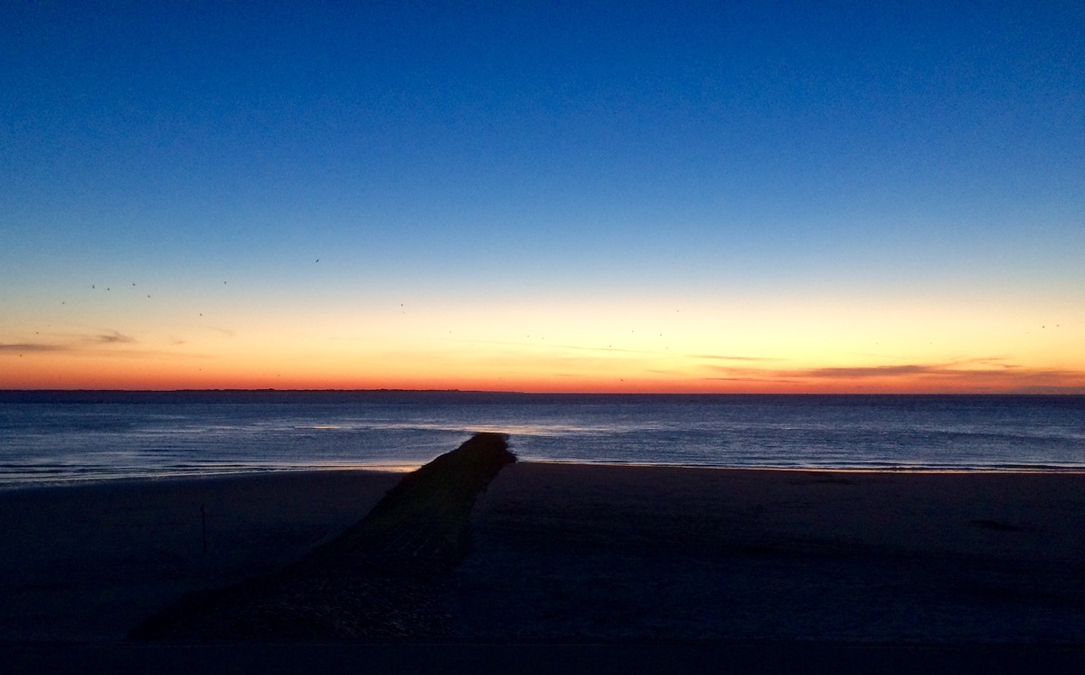 Sonnenuntergang am Strand von Norderney