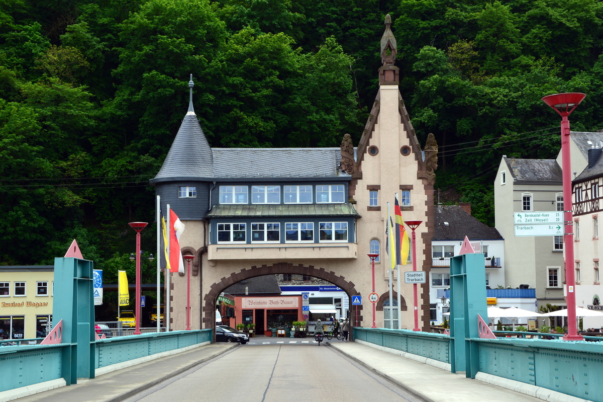 Brückentor der Doppelstadt Traben-Trarbach