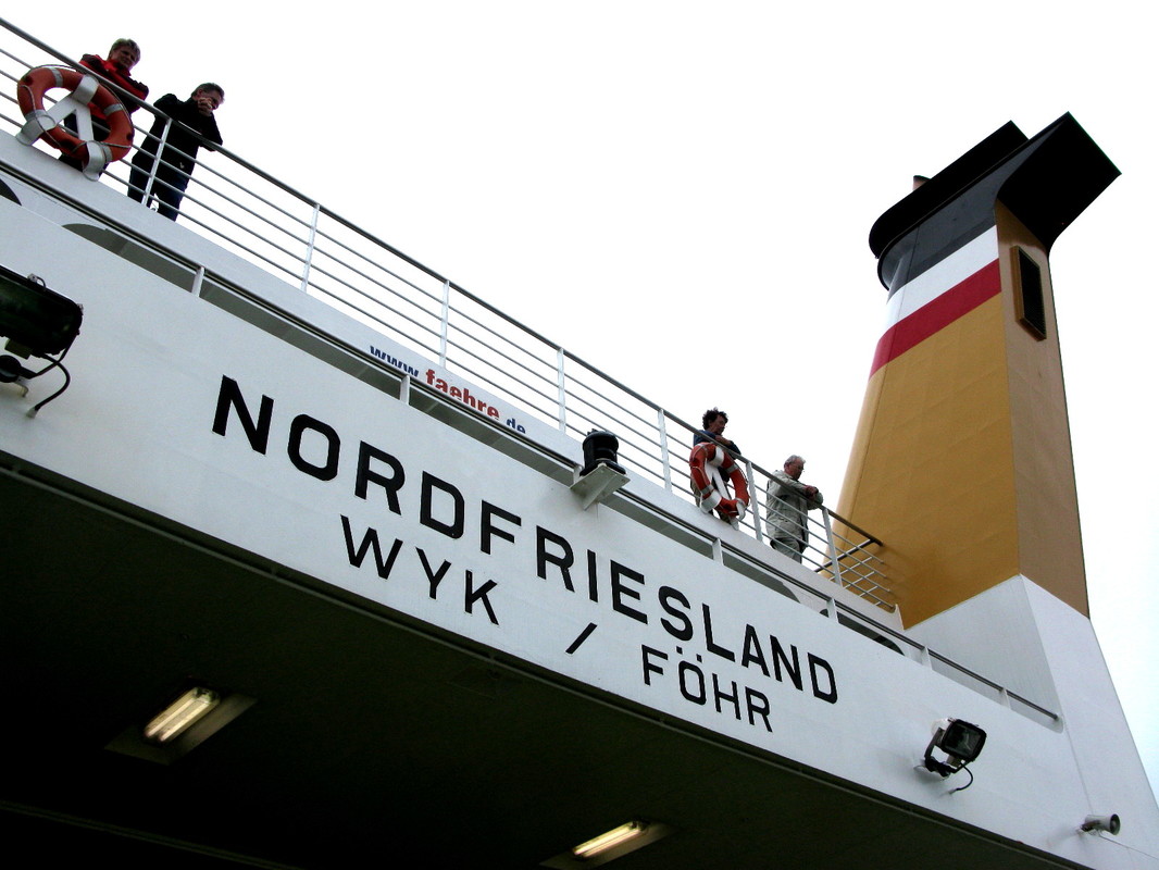 auf der WDR-Fähre NORDFRIESLAND im Hafen von Wyk/Föhr am 07. Juni 2011