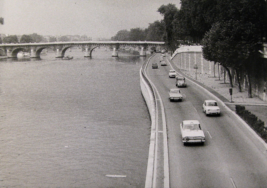 Seinebrücken in Paris (2. Hälfte der 60er Jahre) --- 2. Foto ---