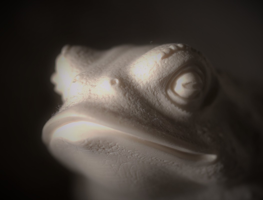 Mitbringsel  (aus der Alabaster-Stadt)  Volterra / Toscana / Italien