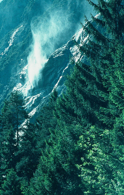 FALLBACHWAND IM VORARLBERGER KLOSTERTAL