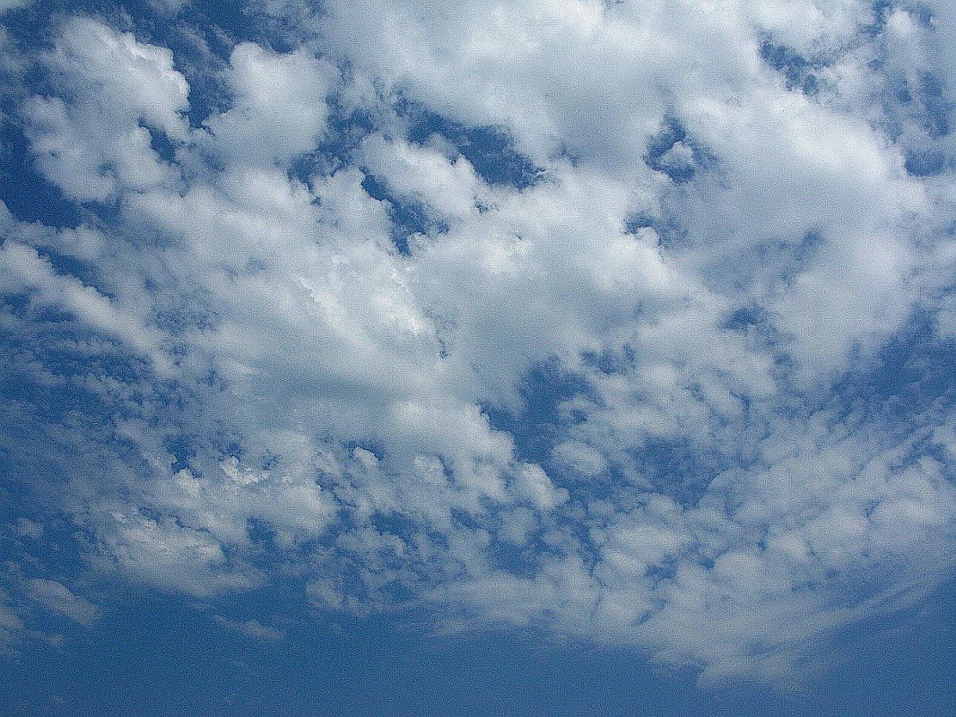 Wolkenspiel über der Odde