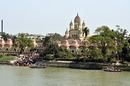 Indien, Kolkata, Dakshineswar Kali Temple, Fluss Hugli, Menschen, Boote