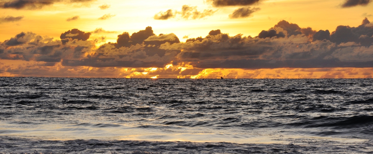 Abenddämmerung mit Meerblick
