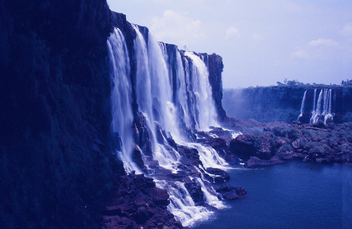 IGUACU WASSERFÄLLE IN BRASILIEN