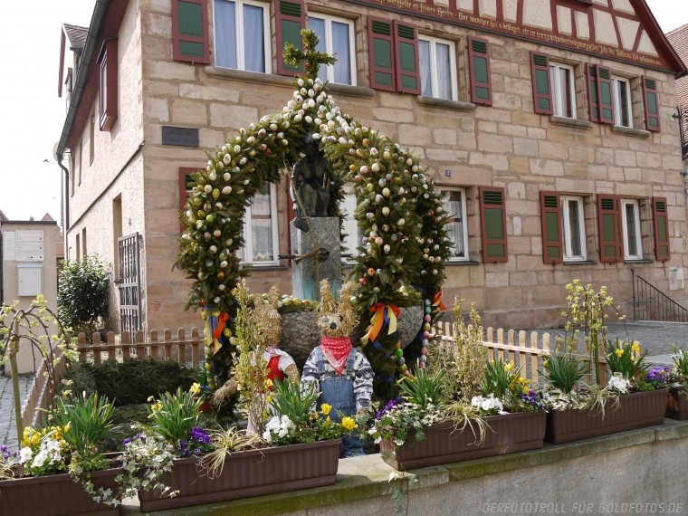 Osterbrunnen in Cadolzburg
