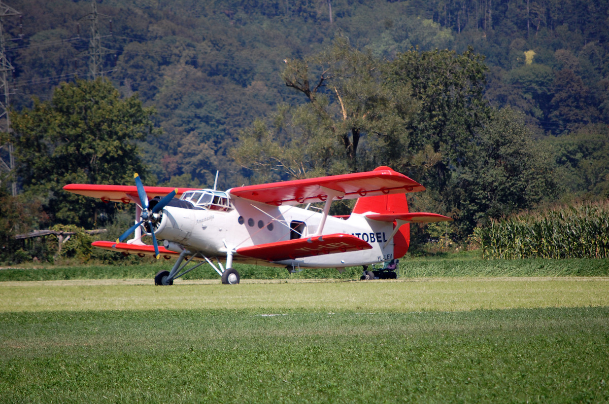Ein weiterer doppeldecker