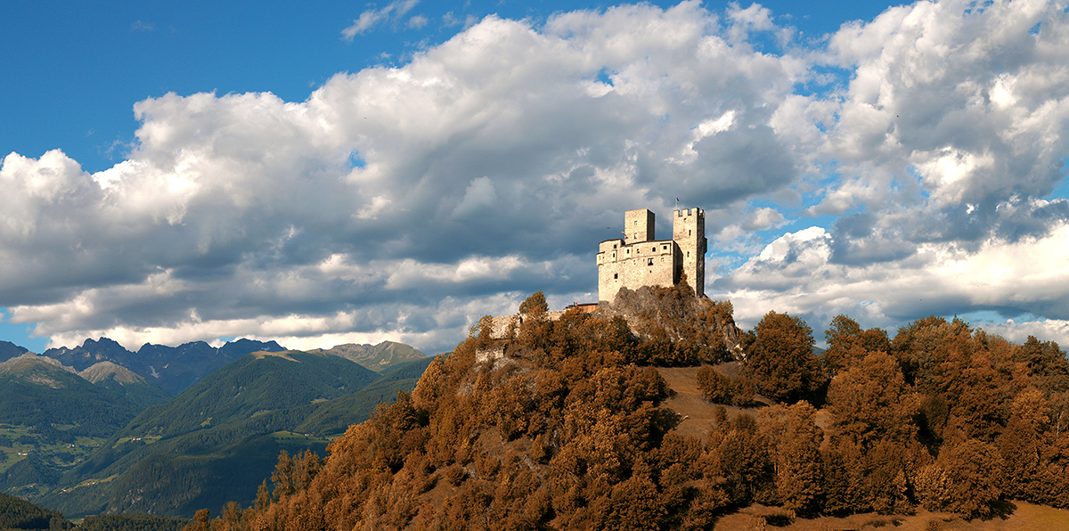 Michelsburg in Südtirol