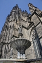 am Kölner Dom  /04