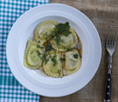 Tiroler Schlutzkrapfen mit brauner Butter und Petersilie