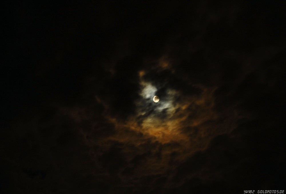 versunken im wolkenmeer