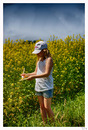 Immer ich, muss alles machen, wenn es kein anderer macht beim Blumen anmahlen