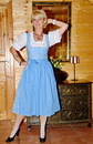 Petra im Dirndl...