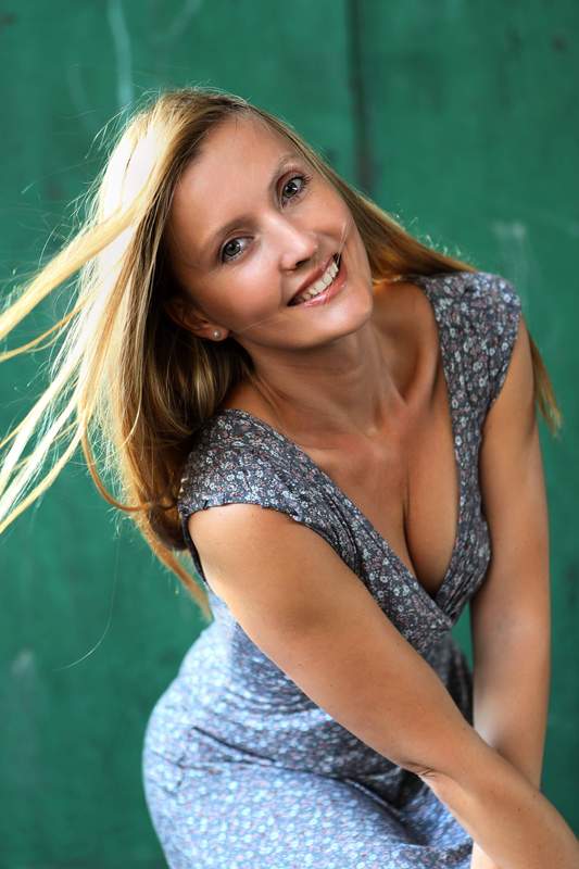 Sylvia Popanda, Actress