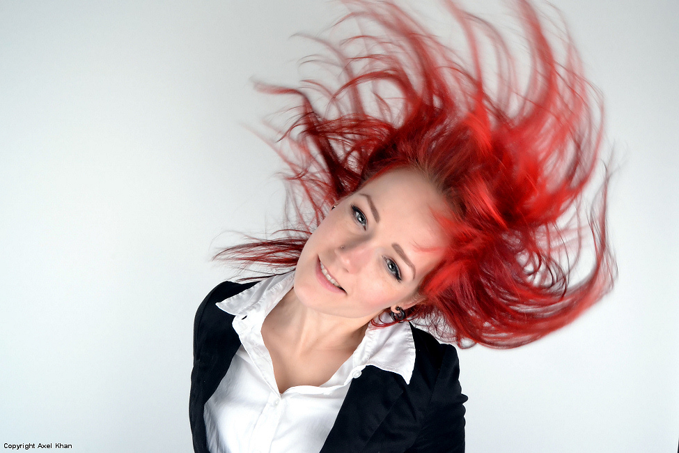 Fliegende rote Haare
