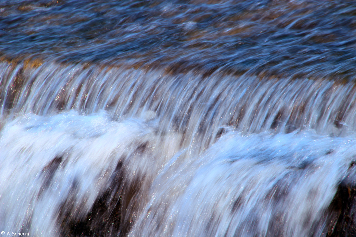 Kaltes klares Wasser II