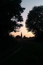 Dorf Kirche beim Sonnenuntergang 