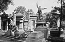 Many Years ago in Paris, ...on the famous cemetery "Père Lachaise", Analogscan from 1989.