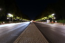 Straße des 17ten Juni bei nacht