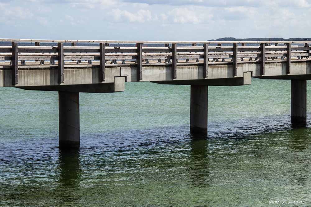 Über dem Wasser (Original)