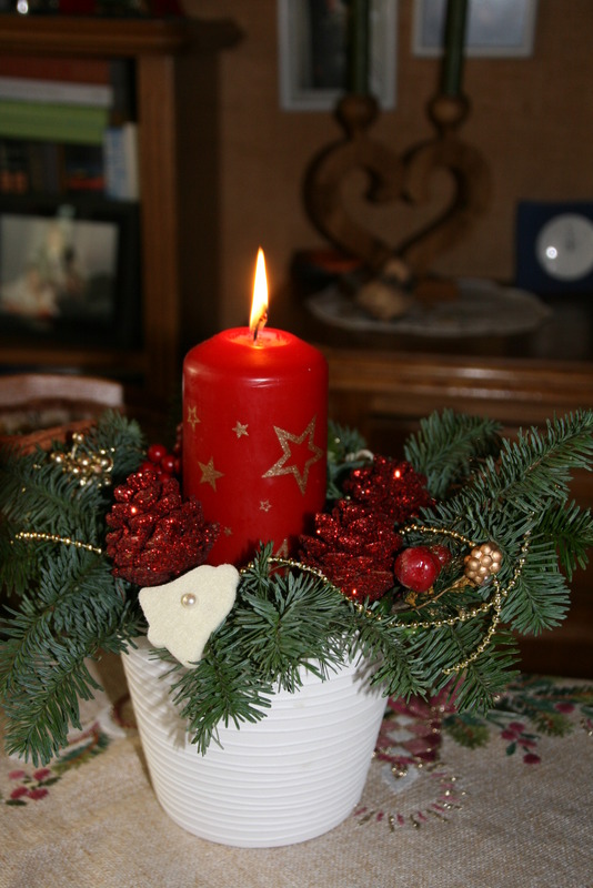 Allen Betrachtern dieser Seiten einen frohen 1. Adventsonntag