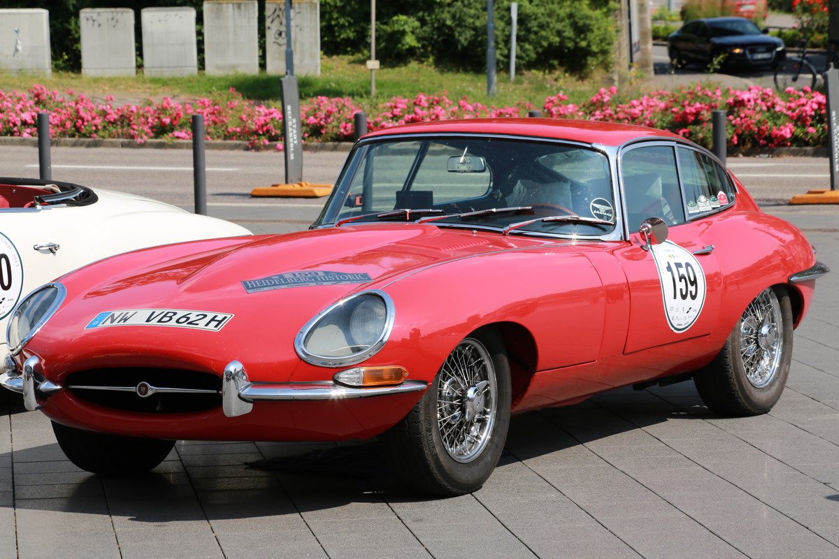 Jaguar E Type
