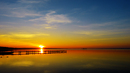 Die letzten Sonnenstrahlen am Meer