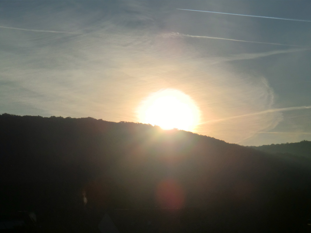 Sonnenaufgang am 12.11.2013 über Heyerode,Thüringen