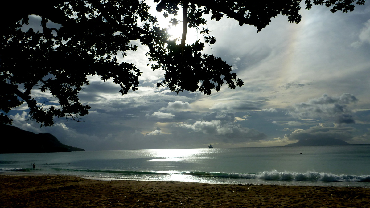 Sonnenuntergang vorm Regen