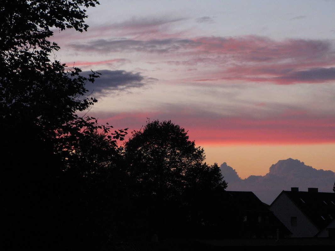 Liegt Vechelde plötzlich vor den Bergen? (13. Okrober 2014/18:47 Uhr) --- 1. Foto ---