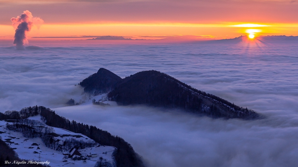 Sonnenaufgang im Nordwestschweizerjura / Sunrise in the north-western Swiss Jura