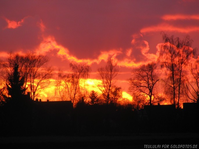Der Himmel brändt!