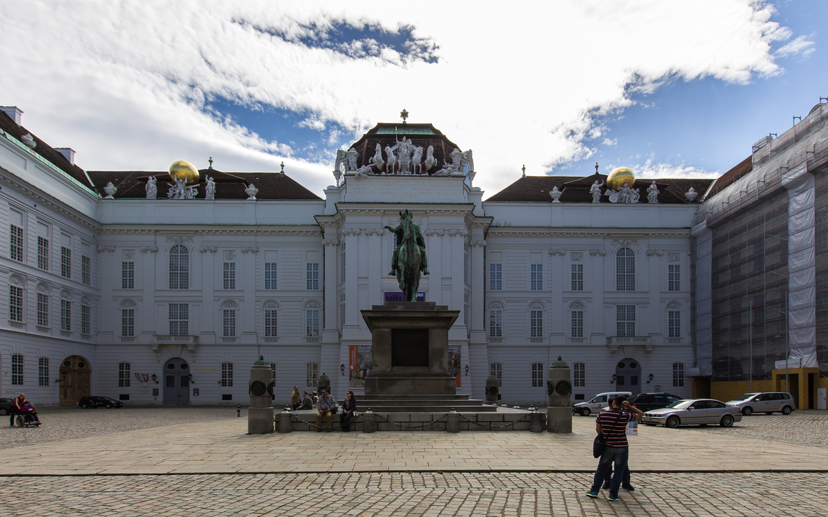  Nationalbibliothek in Wien ;-)