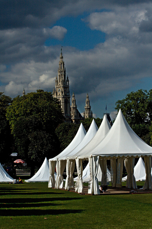 Her einen blick auf unserem Wiener Radhaus.