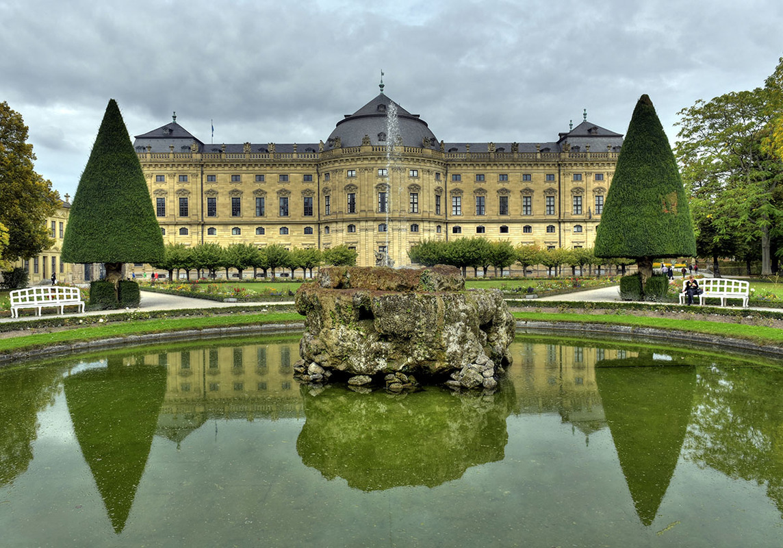 RESIDENZ
