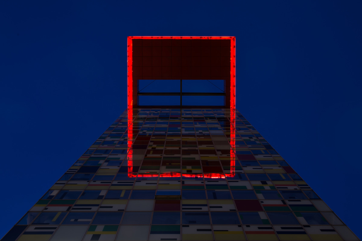 Colorium Düsseldorf Hafen blaue Stunde