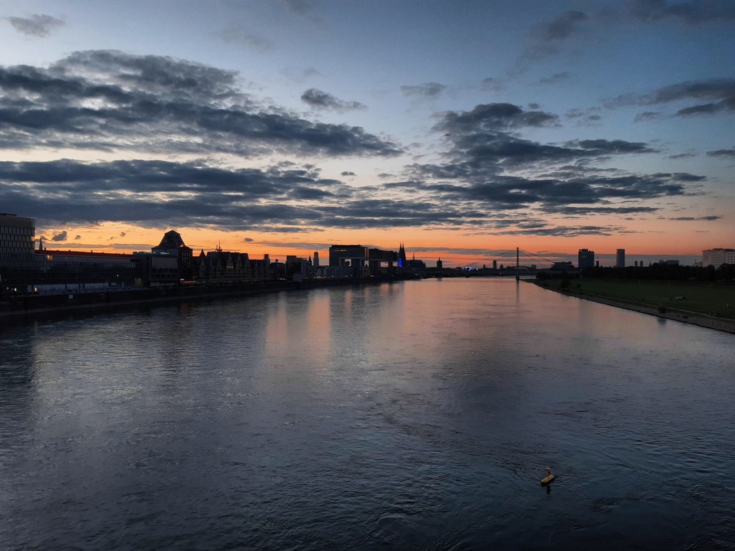 Sonnenuntergang Rheinauhafen
