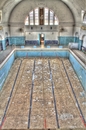 Schwimmbadbecken