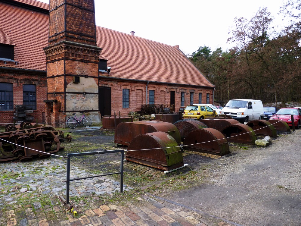 Glashütte bei Baruth/ Mark -Teile der Schüttung 1.Teil