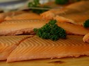 Lachs unter Petersilie