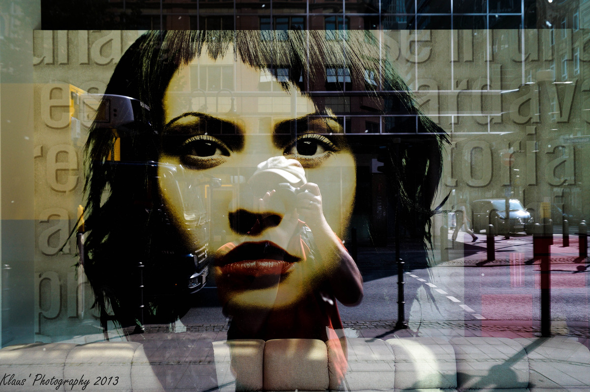 Schaufenster mit Fotografen...