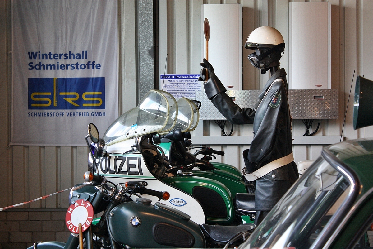 Polizeioldtimer ...