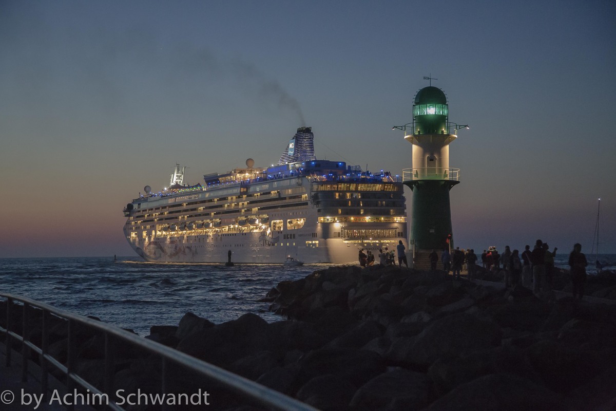 Norwegian Star, das schwimmende Hochhaus